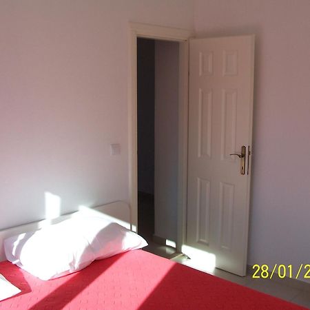 Apartments Perdijic Nemira Omiš Esterno foto