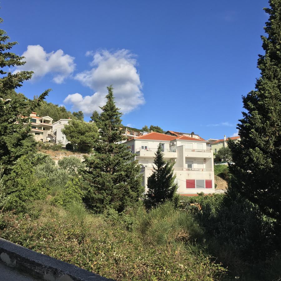 Apartments Perdijic Nemira Omiš Esterno foto